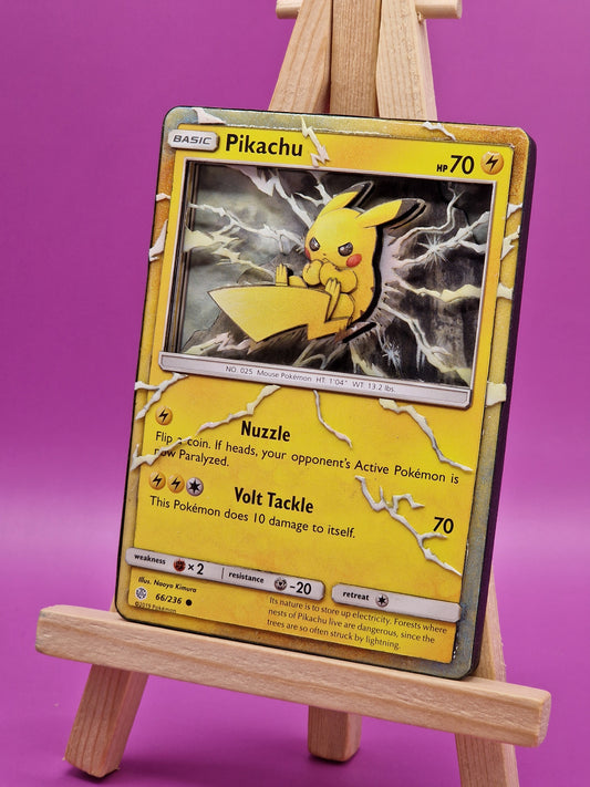 Pikachu éclair, Shadowbox fait main [Adopté]